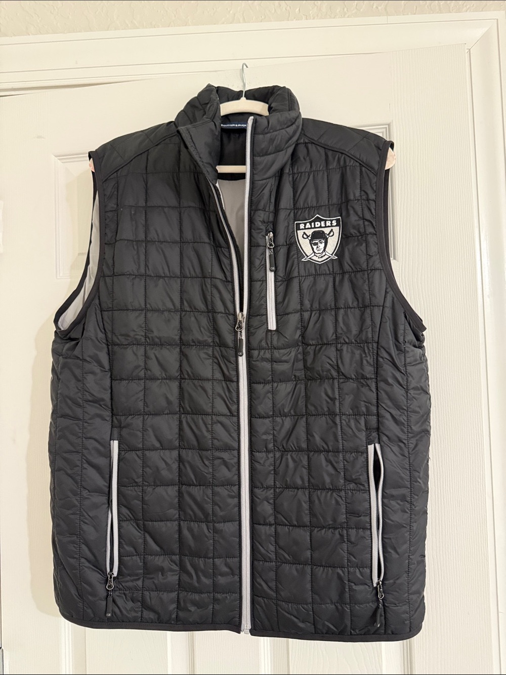 Cutter & Buck Black Quilted Raiders Vest
